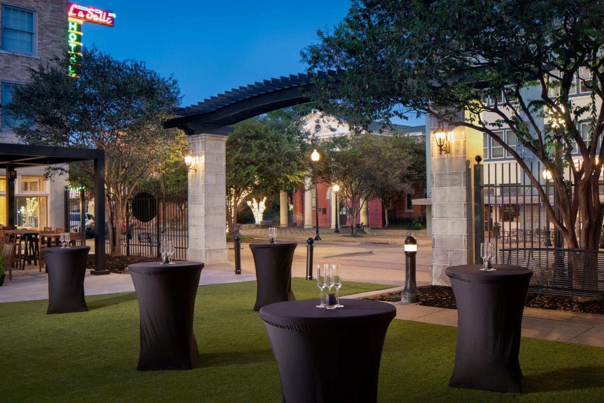 The Lasalle Hotel, Bryan College Station, A Tribute Portfolio Hotel Exterior foto